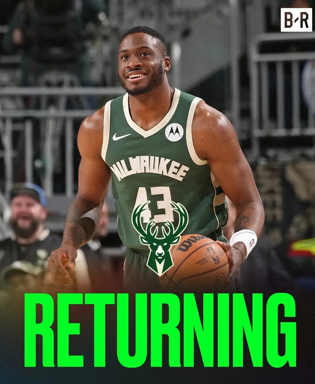 关于赛前密尔沃基雄鹿调整名单以备全明星赛，更衣室发声环节打磨，管理层满意，心理建设被强调的信息